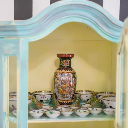 Retro Vrbnik (Primorje-Gorski Kotar)